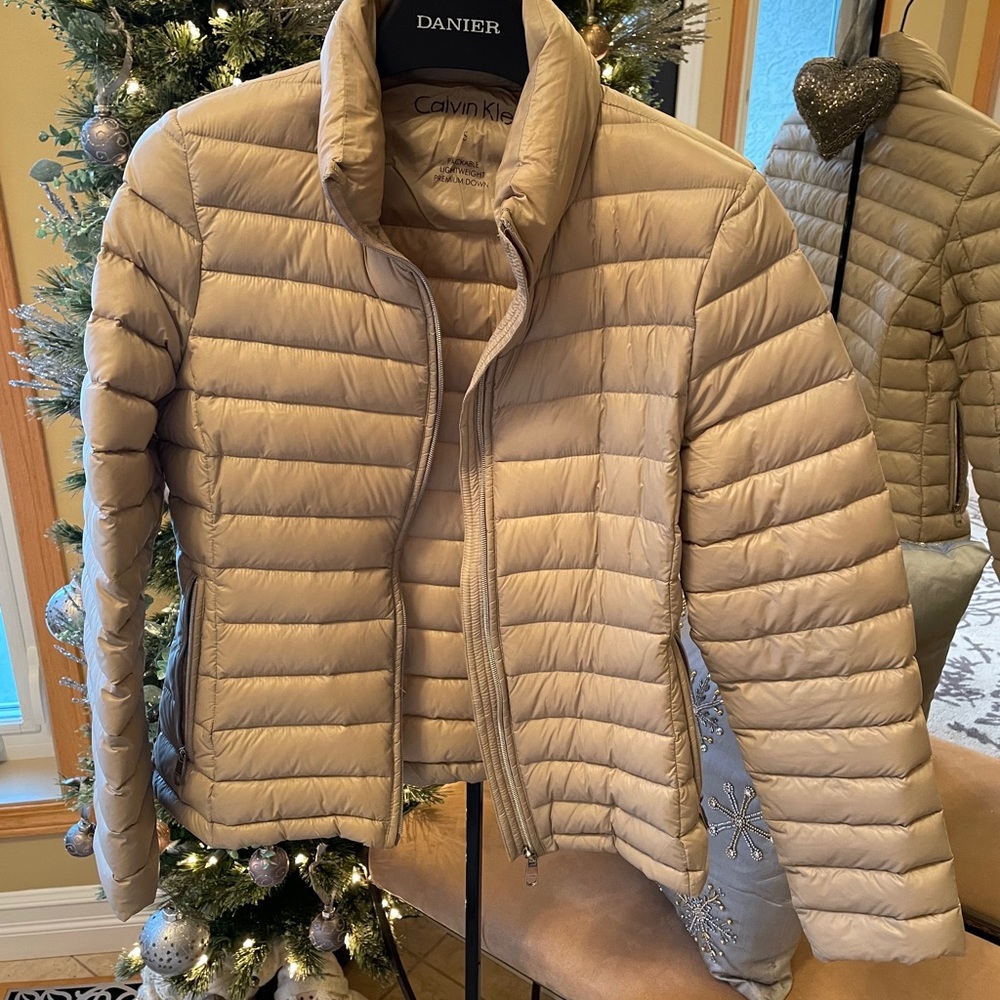 Calvin Klein down jacket - Picture 2 of 5